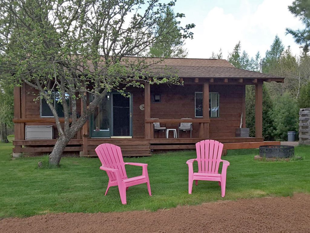 2 Bedroom Cabin Johnson Lake Cottages